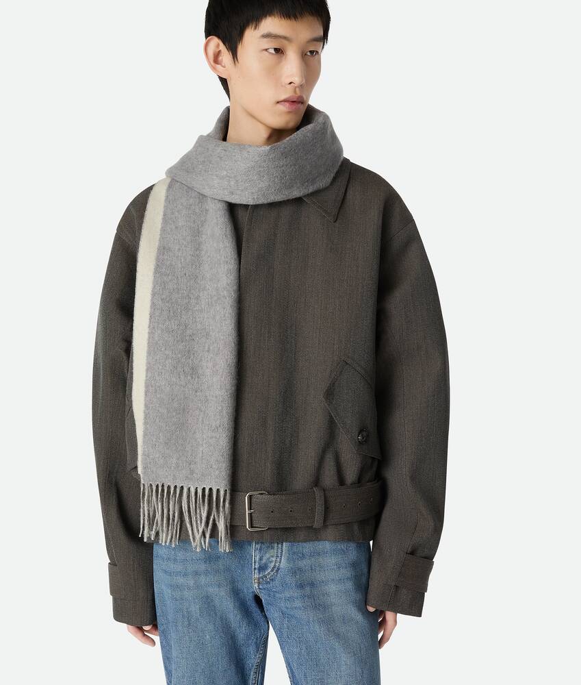 Display a large version of the product image 2 - Bi-Color Cashmere Scarf