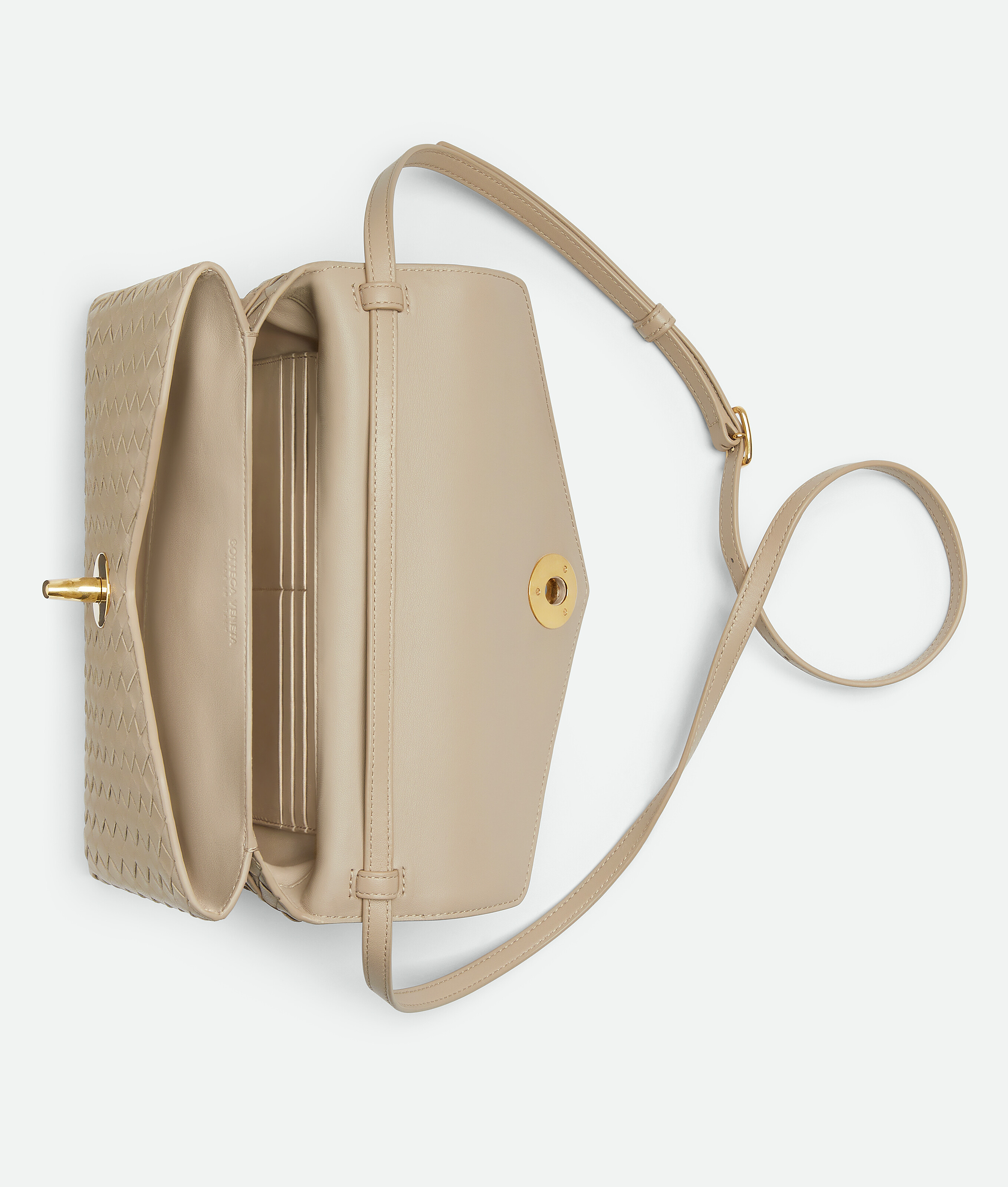 Bottega Veneta Knot Lock Leather Top-handle Bag In Ecru