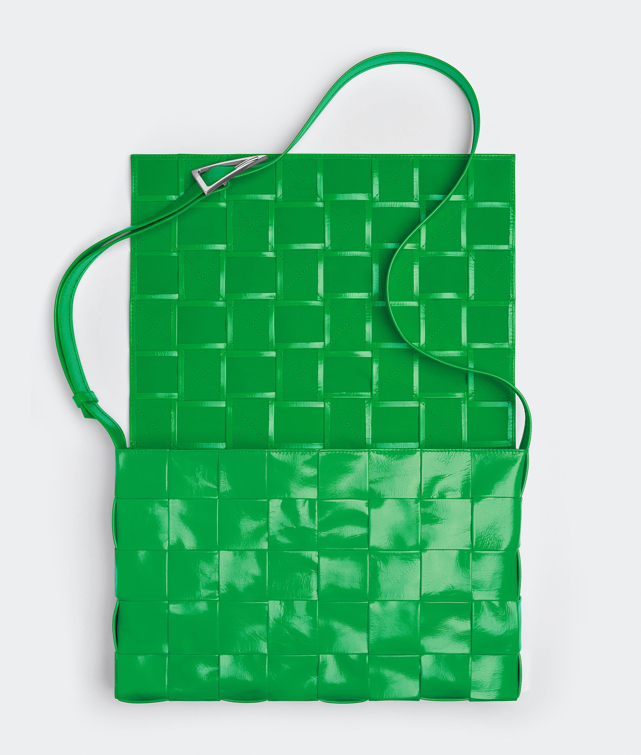 Shop Bottega Veneta Maxi Cassette In Green