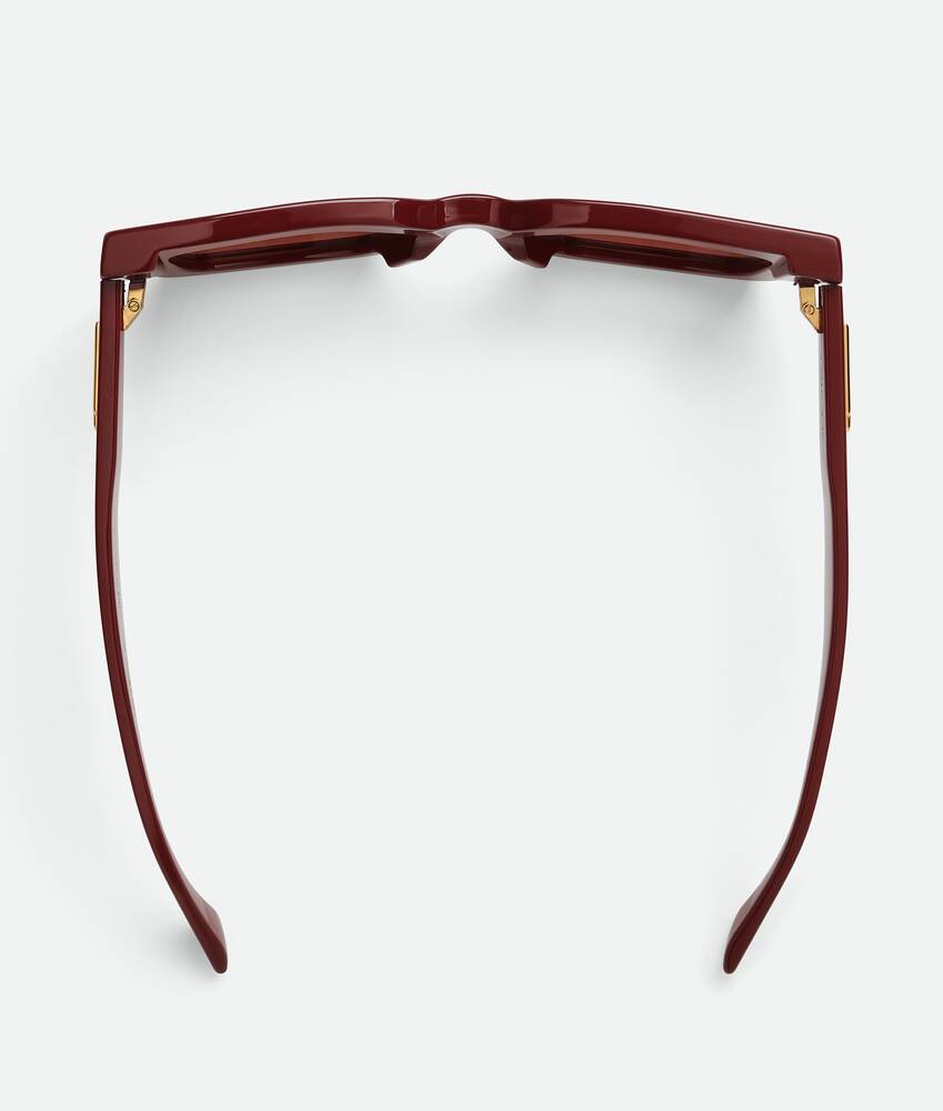 Classic Square Sunglasses in Burgundy / Red Bottega Veneta Sweden EN - Image 4