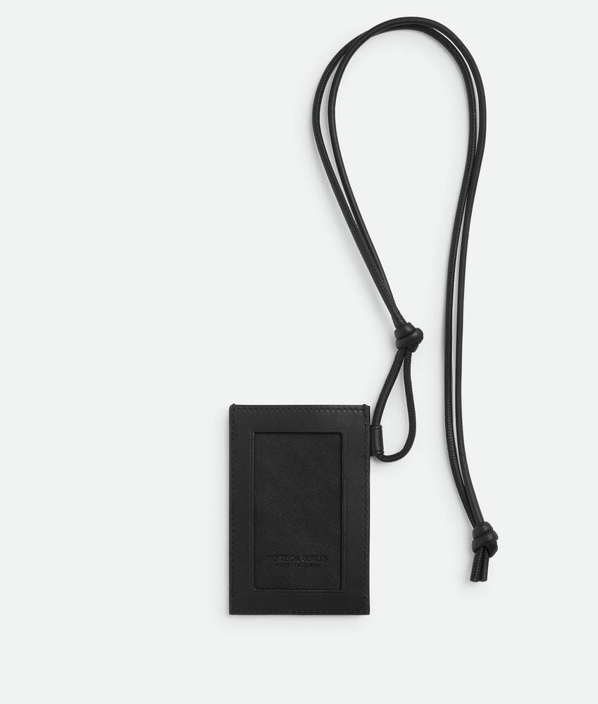 【BOTTEGA VENETA】イントレチャート スタンプ バッジホルダー BOTTEGAVENETA】イントレチャート バッジホルダー
