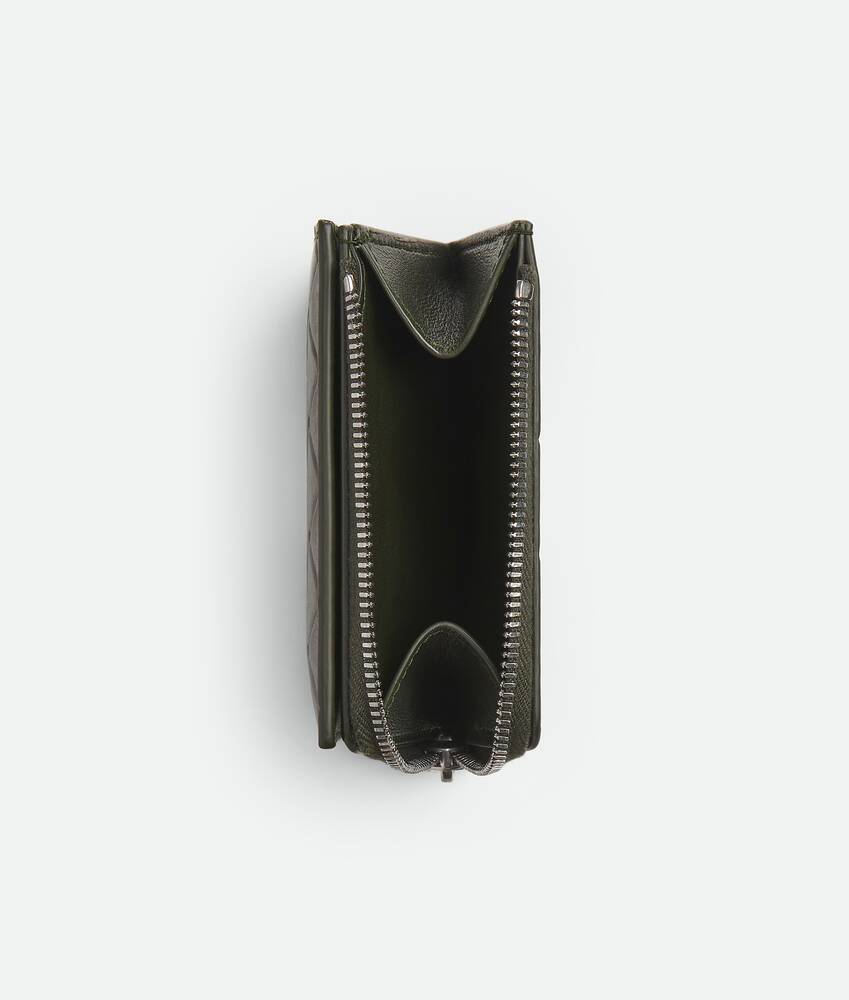 Display a large version of the product image 4 - Intrecciato Stamp Bi-Fold Wallet