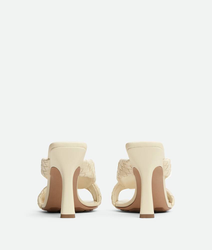ボッテガヴェネタ リーヴァ フラット ミュール シーソルト シーソルトリーヴァ フラット ミュール| Bottega Veneta® 日本