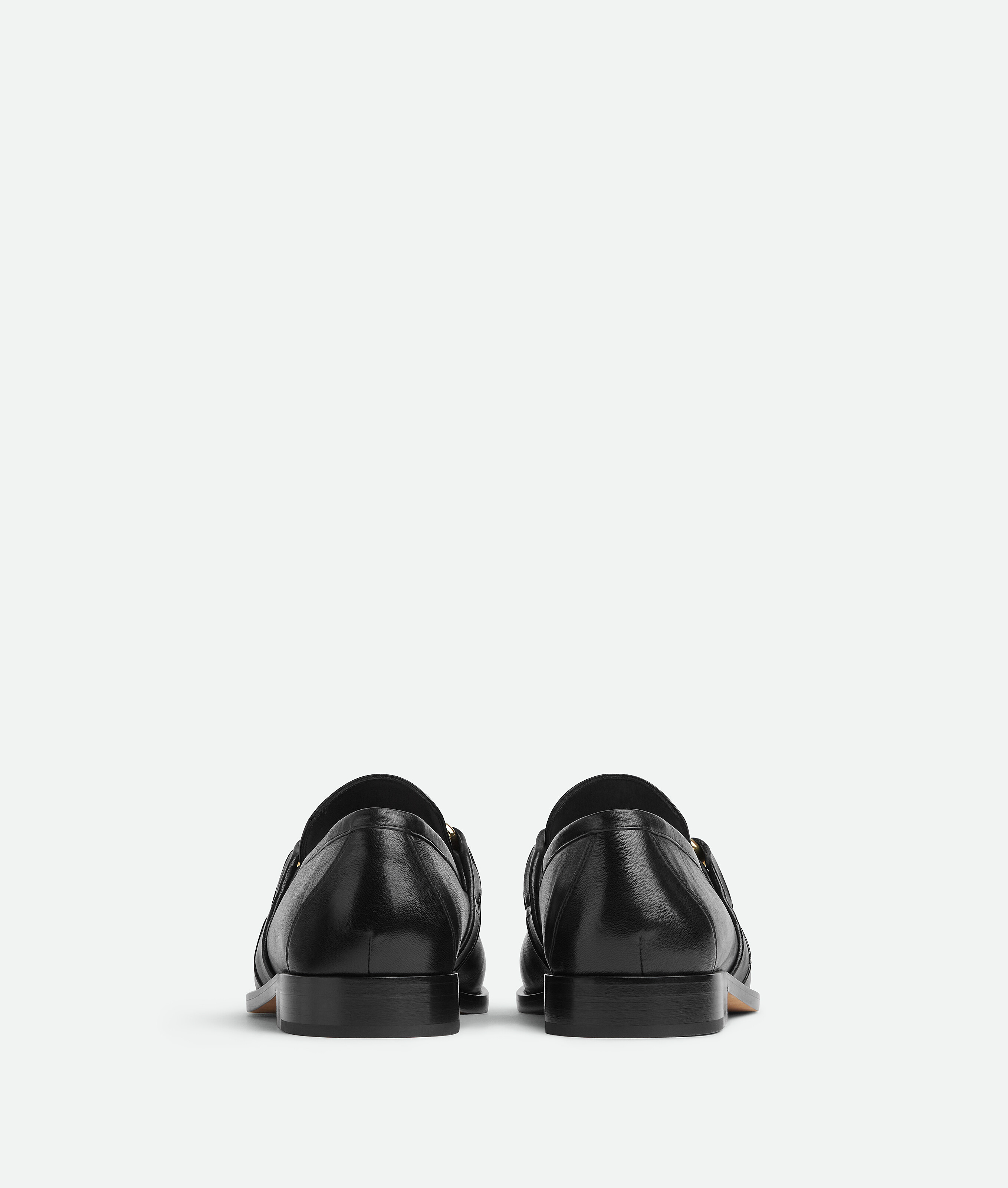 Bottega Veneta Astaire Knot Plaque Leather Loafers In Black