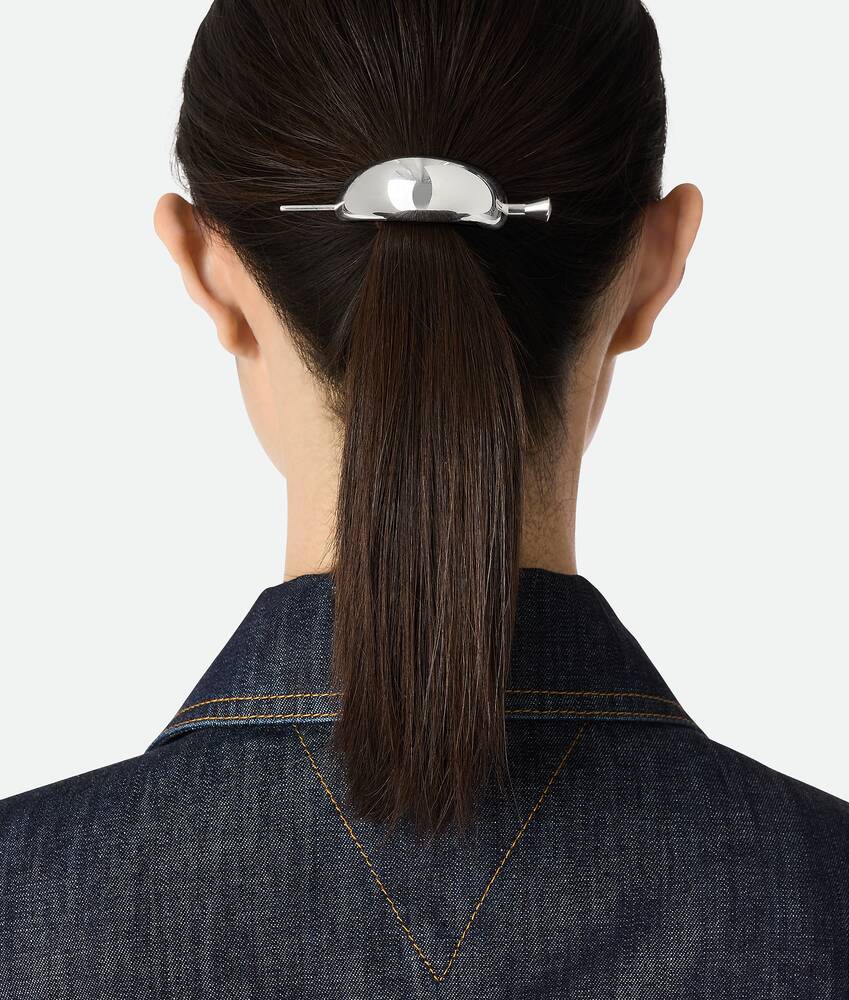 新作【Bottega Veneta】エリプス ヘアクリップ、シルバー製 eCom-841401V50708117_A.jpg?v=1