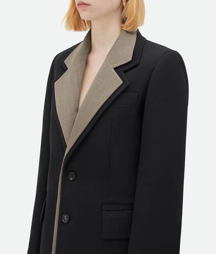 Curved Sleeves Wool Jacket With Contrasting Collar
