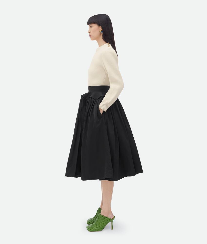 ブラックナイロン スカート| Bottega Veneta® 日本