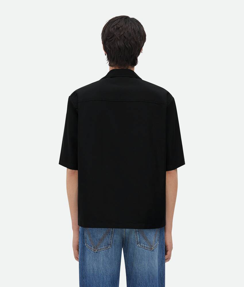 ブラック半袖 テクニカルナイロン シャツ| Bottega Veneta® 日本