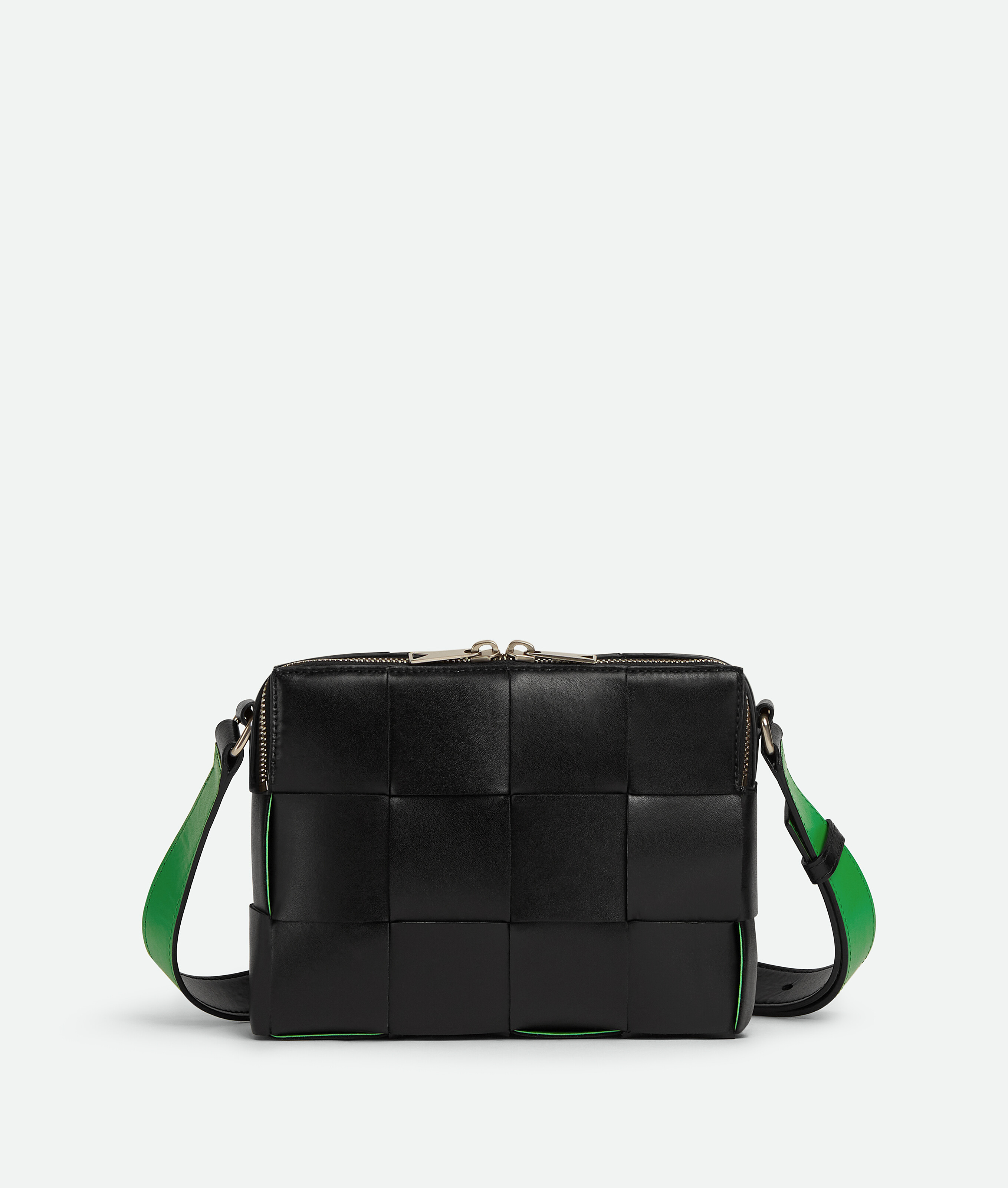 Bottega Veneta Cassette Camera Bag In Black