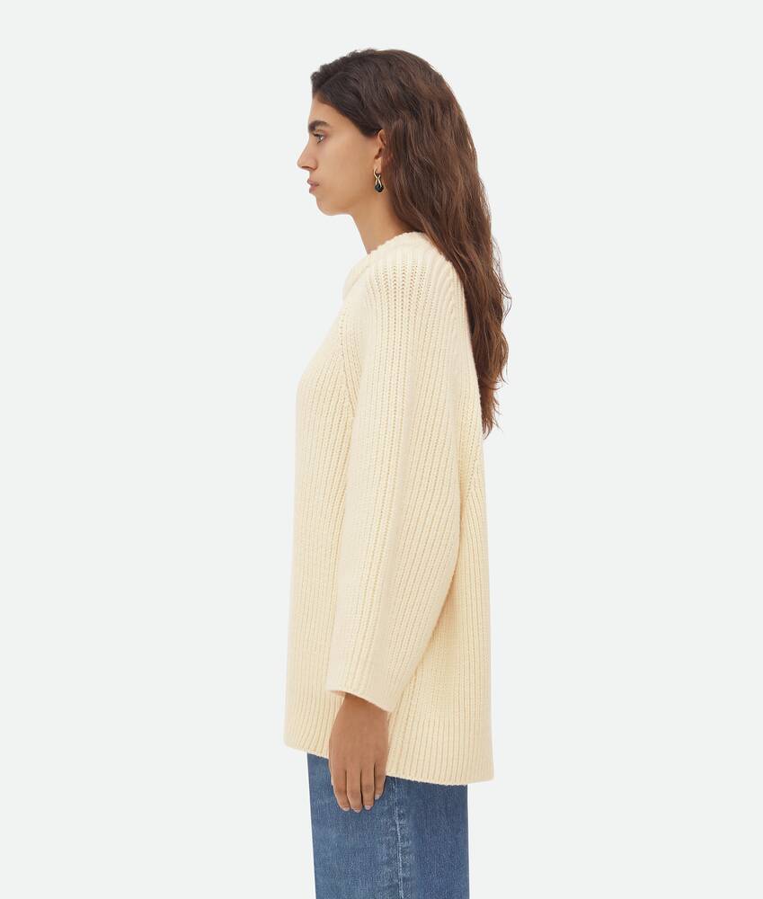 Display a large version of the product image 2 - Oversized Wool Cashmere T-Shirt