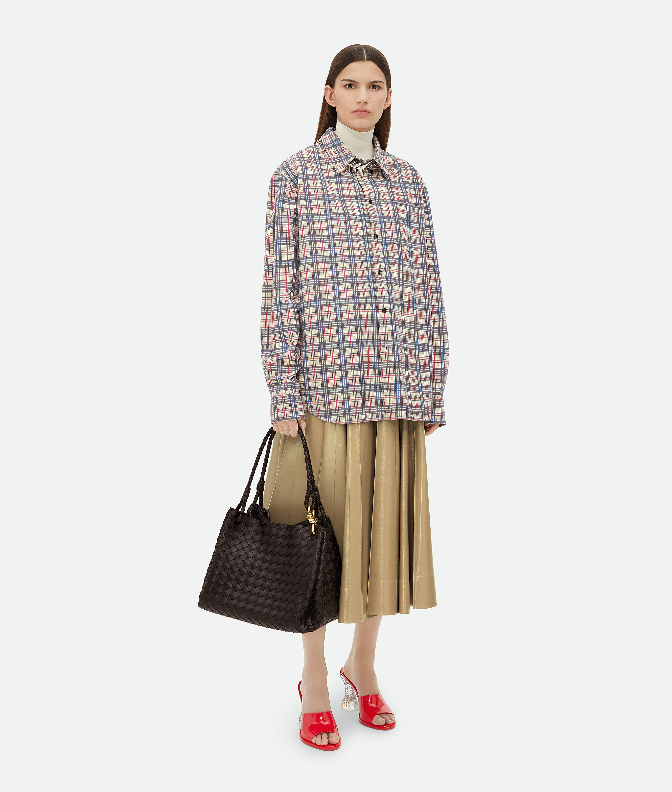 Shop Bottega Veneta Large Andiamo Parachute In Fondant