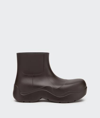 Bottega Veneta® Women's Puddle Ankle Boot in Black. Shop online 