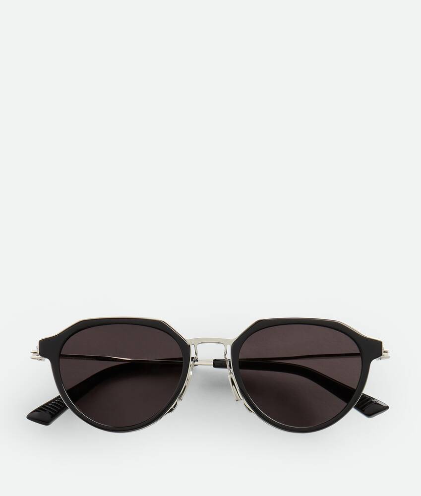 Display a large version of the product image 1 - Ultrathin Panthos Sunglasses