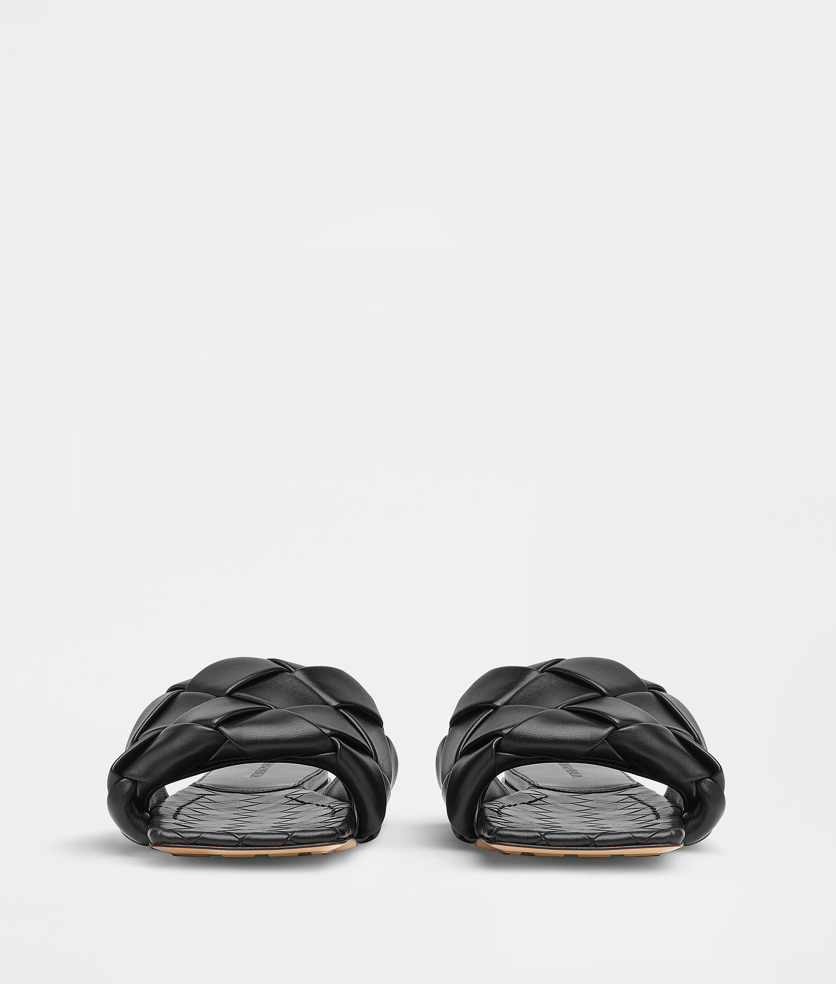 Bottega Veneta The Lido Intrecciato Leather Sandal In Black