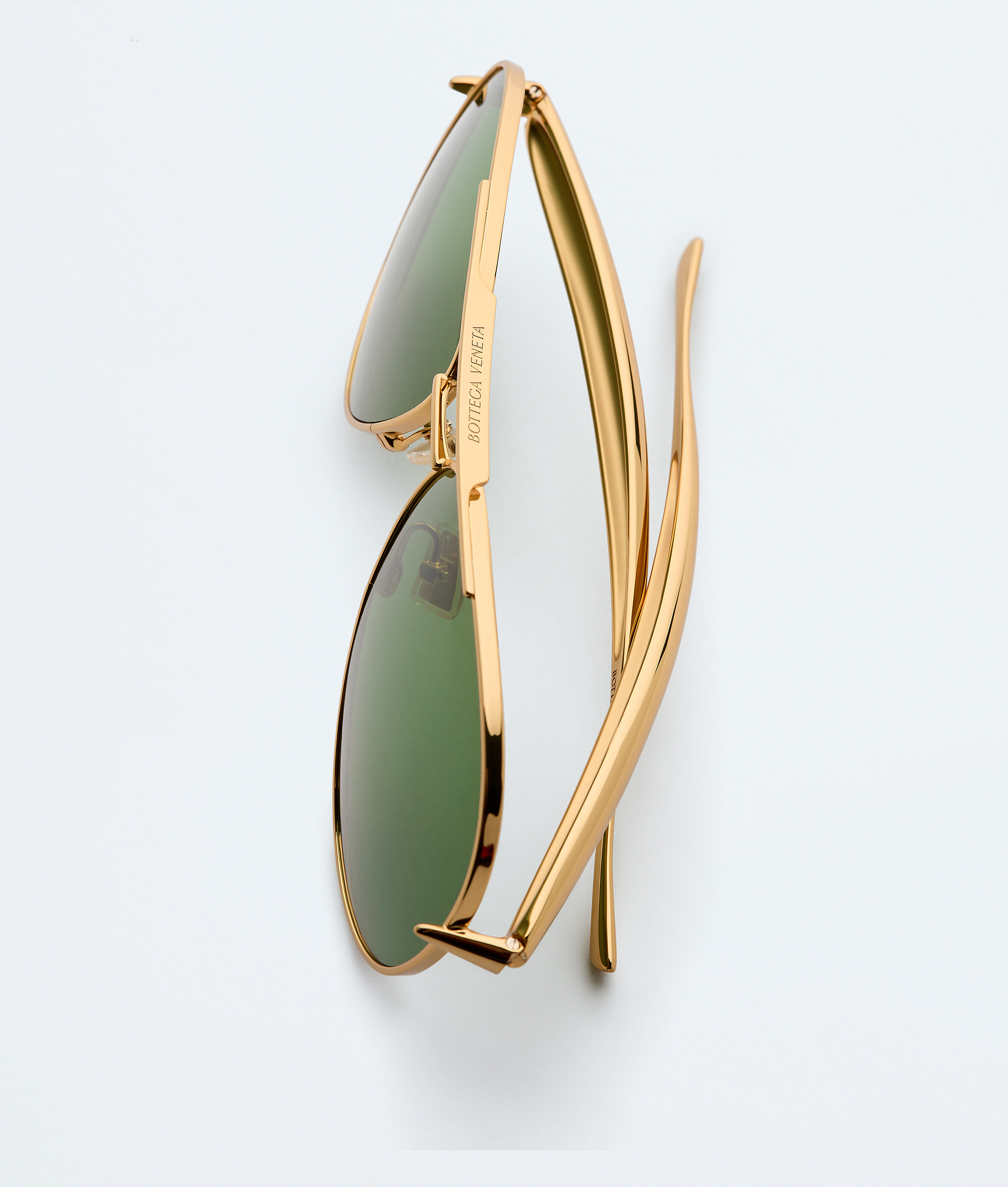 Bottega Veneta Bv1305s Linea Unapologetic Sunglasses In Green