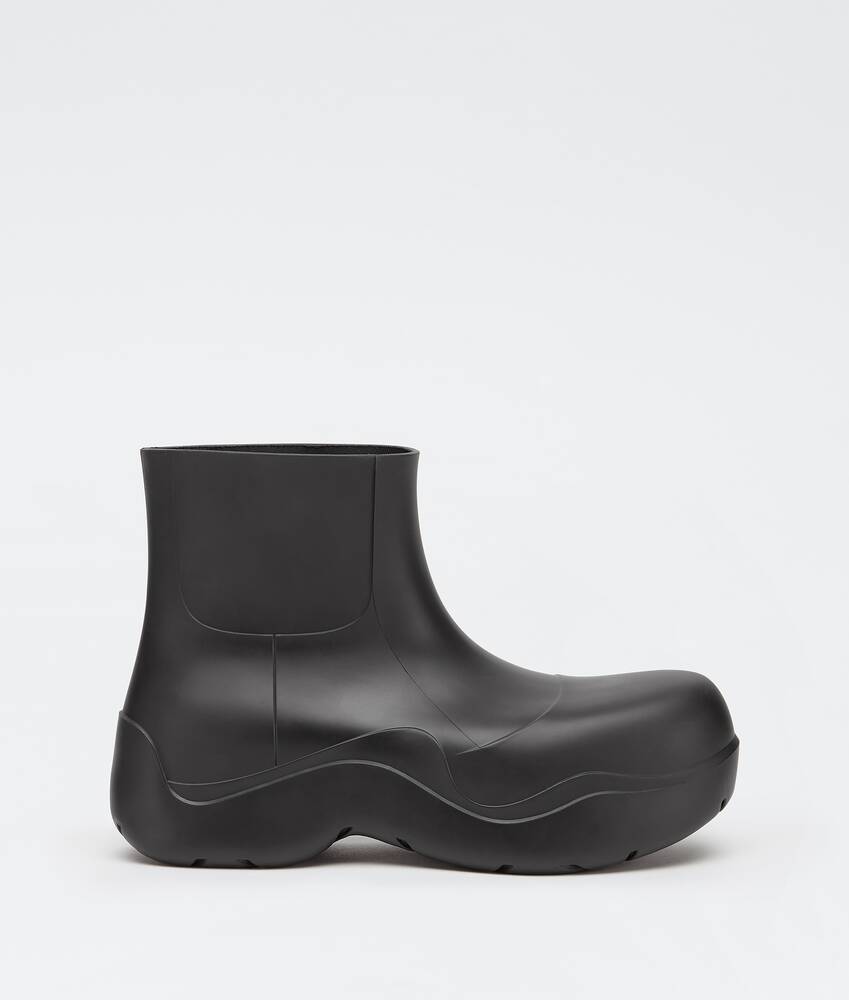 Bottega Veneta® Women's Puddle Ankle Boot in Black. Shop online now.