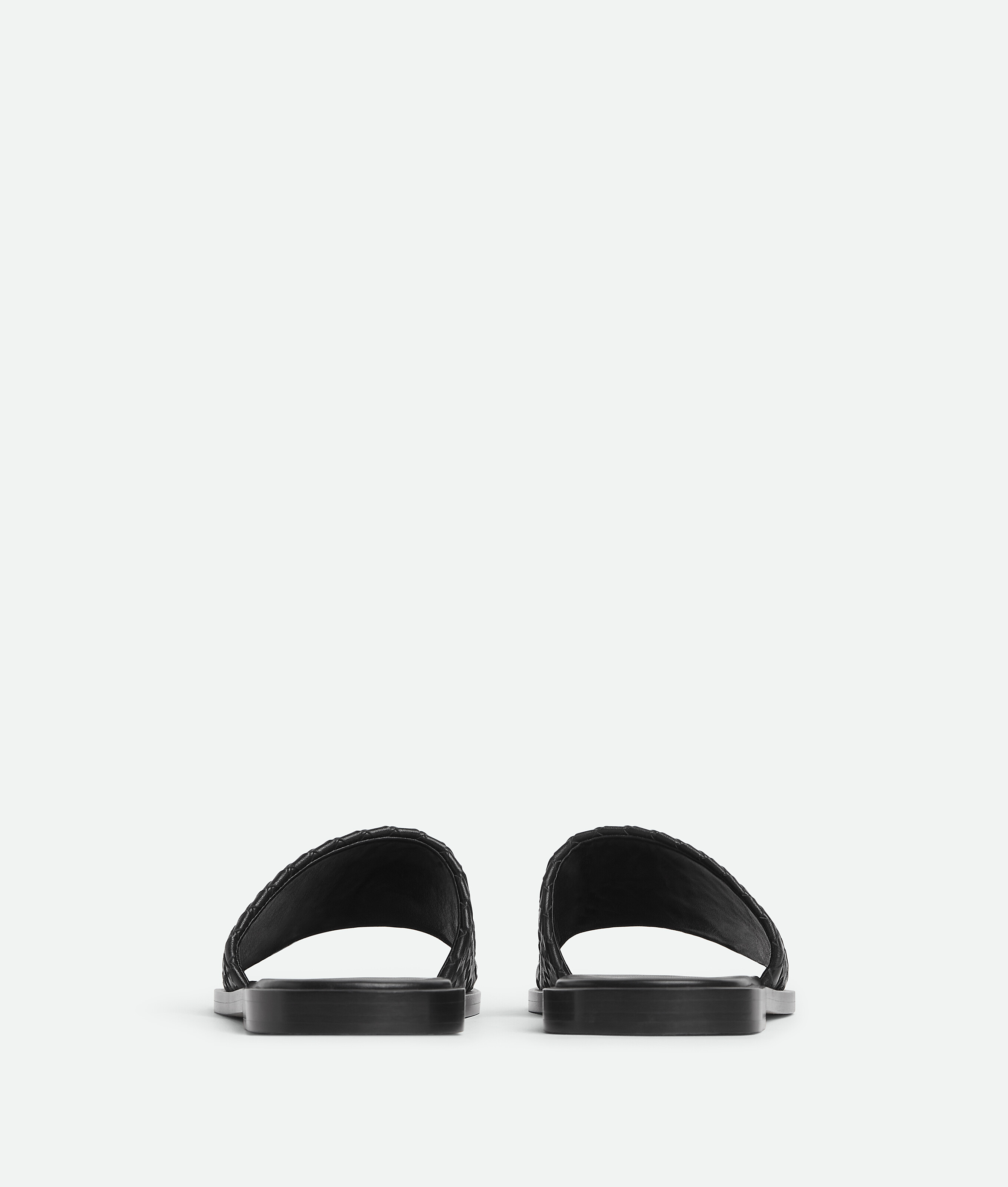 Bottega Veneta Elio Mule In Black