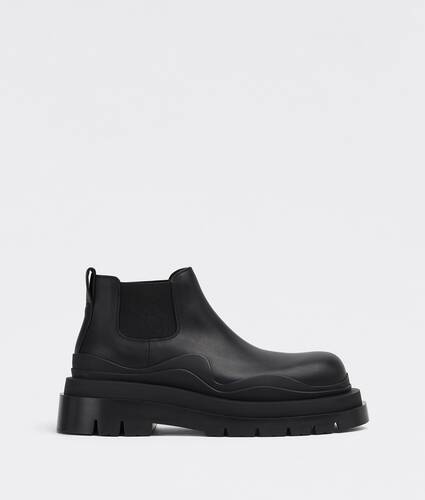 Display a large version of the product image 1 - EMPLOYEE SALE - Tire Ankle Chelsea Boot