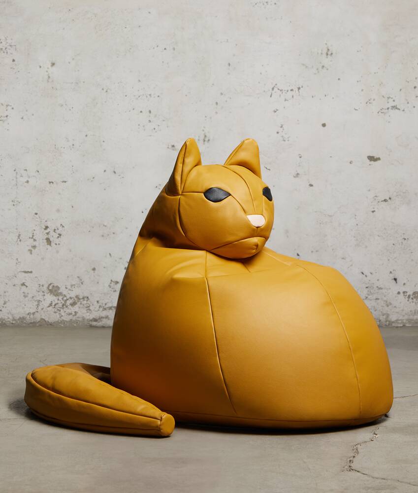 Display a large version of the product image 1 - Medium Cat Pouf