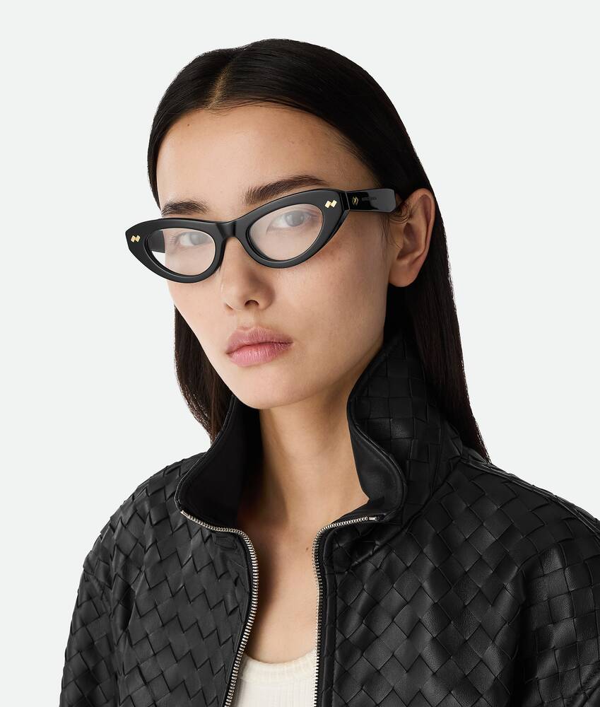Dizzy Cat Eye Eyeglasses in BLACK/TRANSPARENT Bottega Veneta® GB