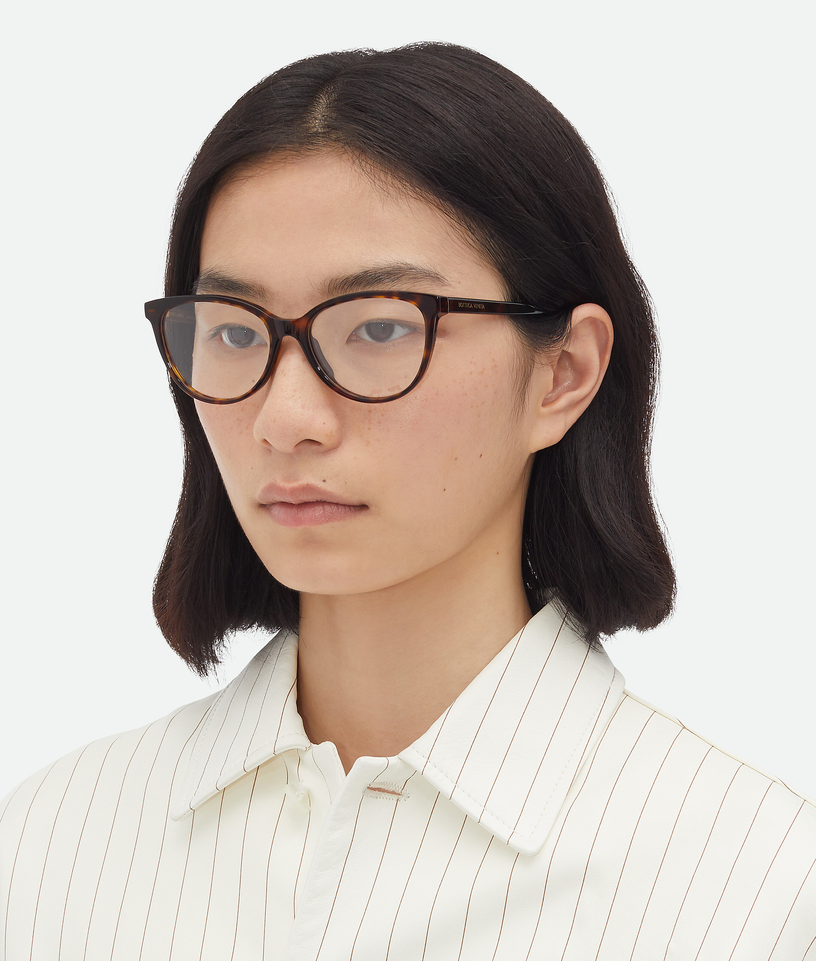Bottega Veneta Classic Brille In Cat-eye-form In Havana/transparent