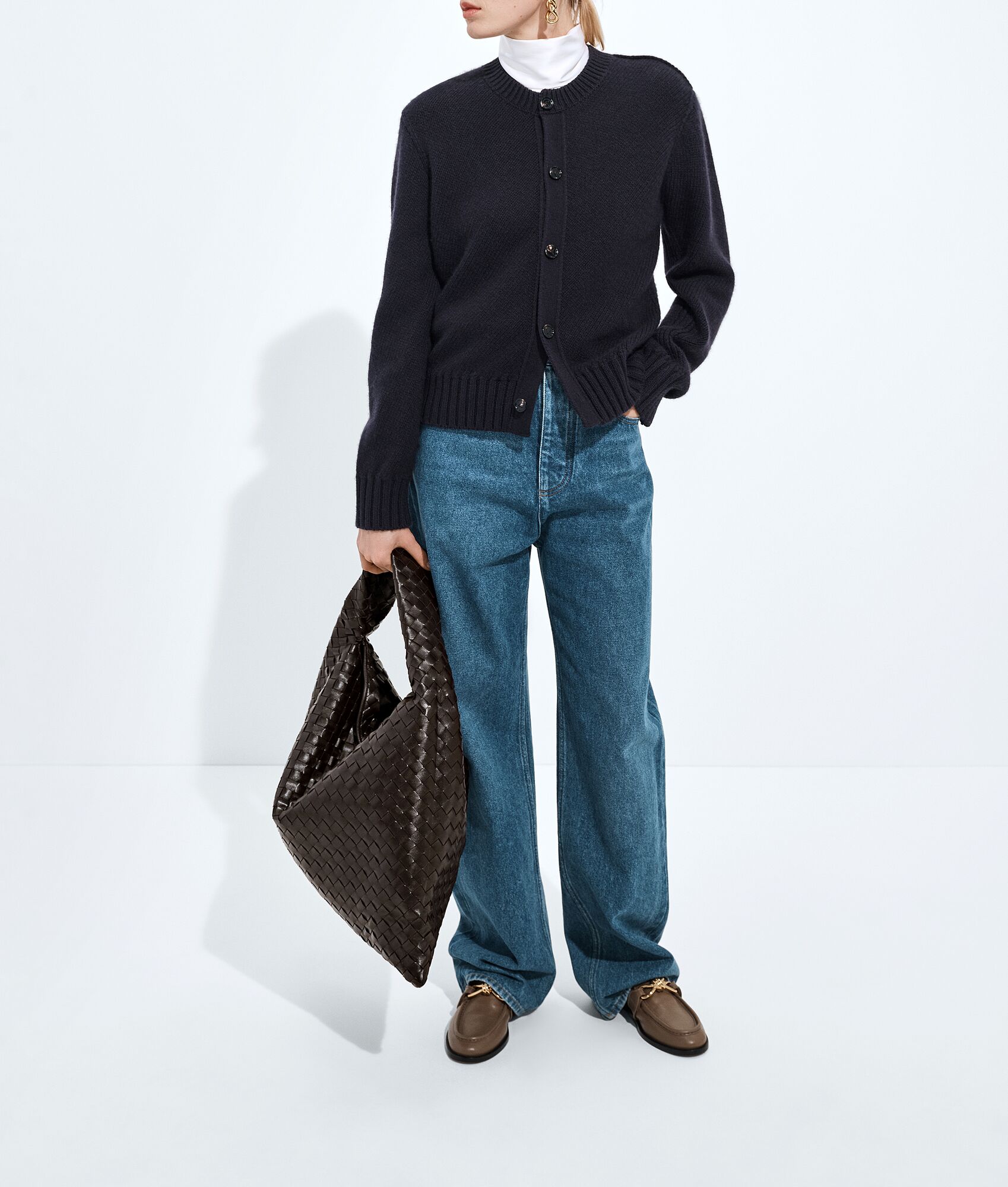 Women's Large Hop in Fondant | Bottega Veneta US