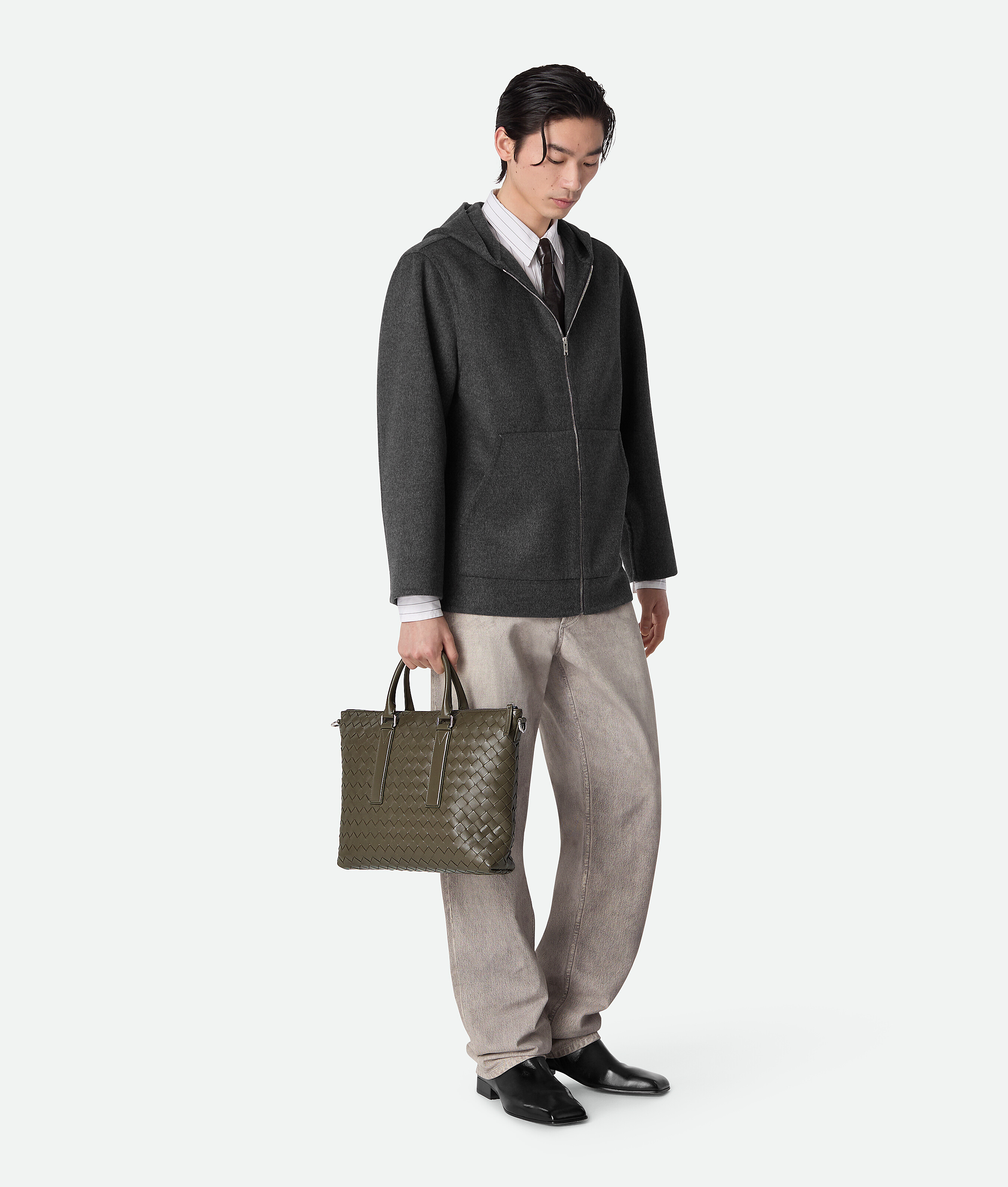 Men's Intrecciato Soft Briefcase in Cypress Bottega Veneta United States EN - Image 2