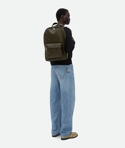 イントレチャート バックパック