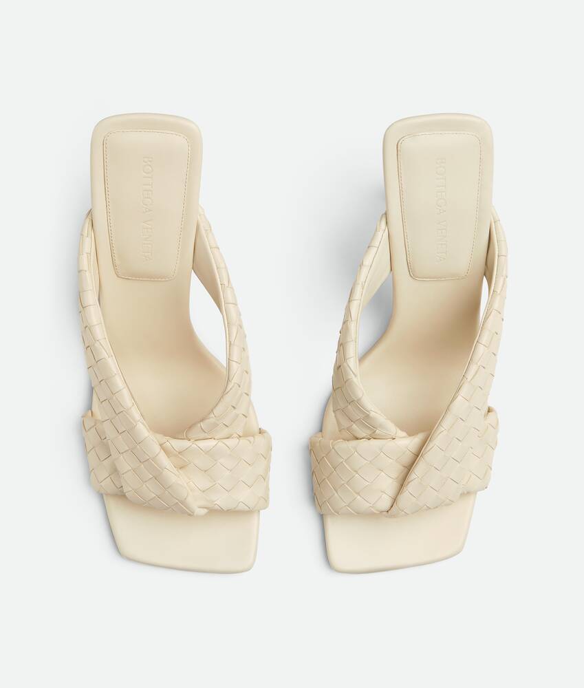 ボッテガヴェネタ リーヴァ フラット ミュール シーソルト シーソルトリーヴァ フラット ミュール| Bottega Veneta® 日本