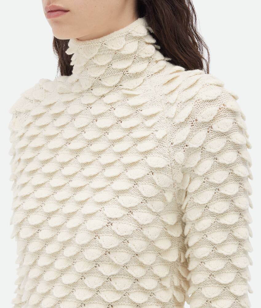 Display a large version of the product image 5 - Fish Scale Wool Sweater
