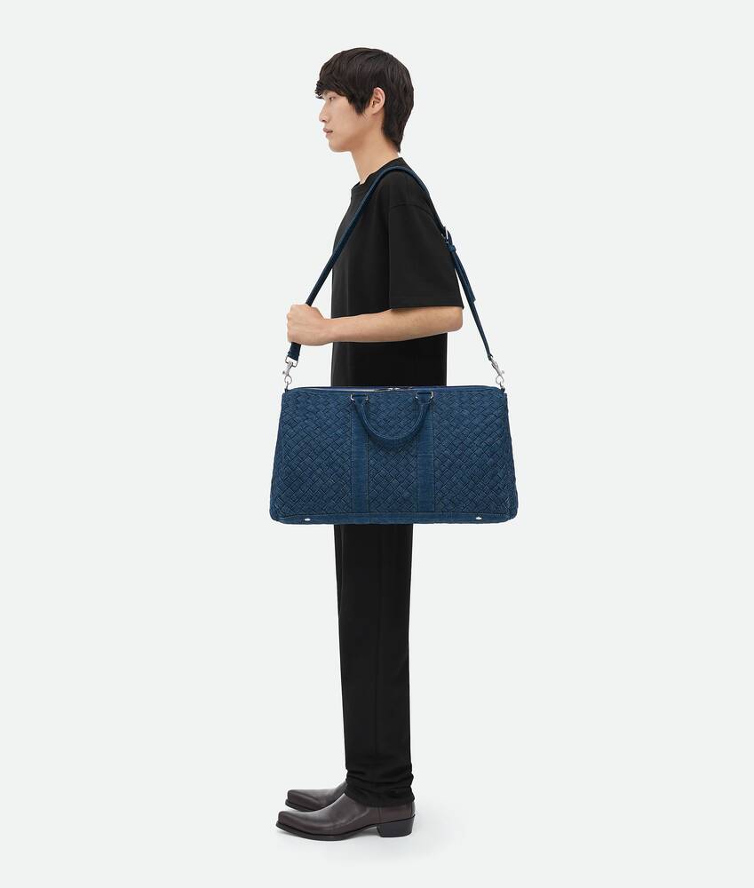 Bottega Veneta® Men's Medium Intrecciato Duffle in Indigo. Shop online now.