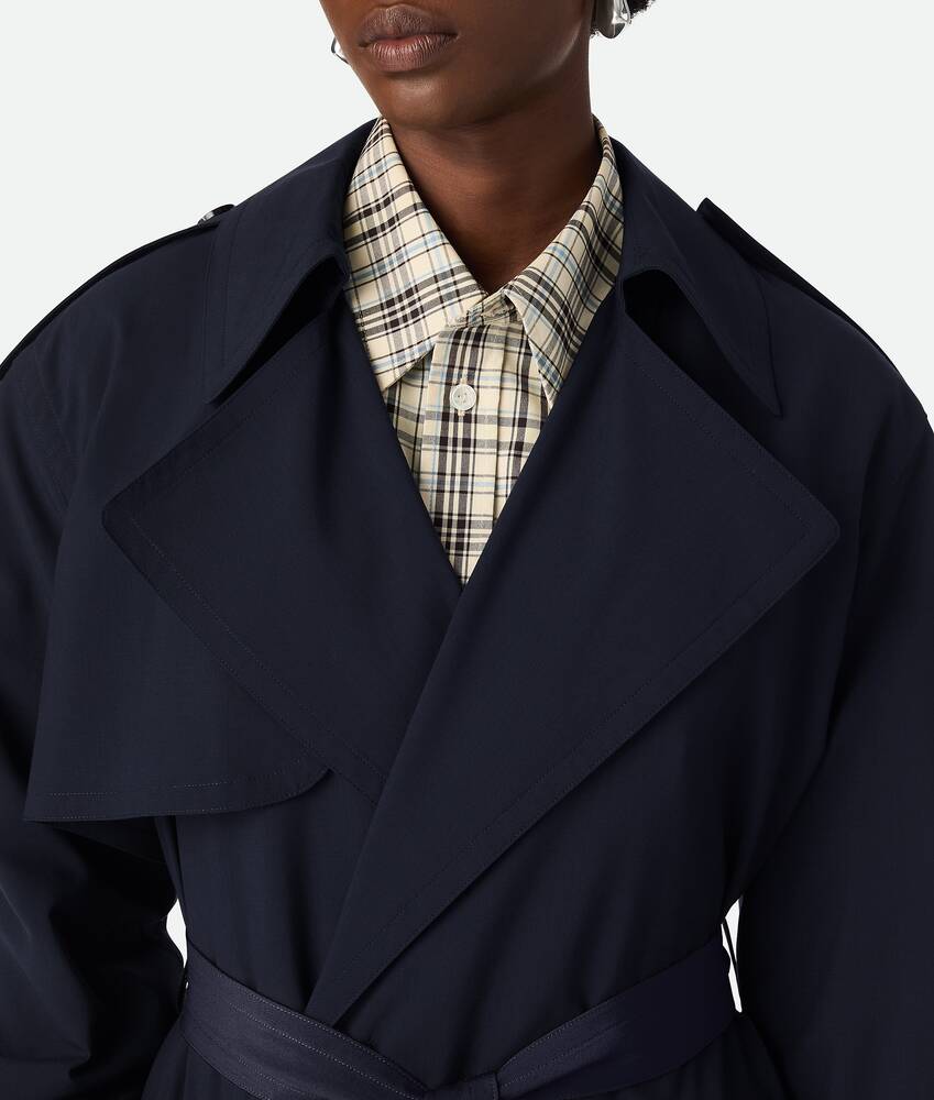 Display a large version of the product image 4 - Fine Wool Trench Coat