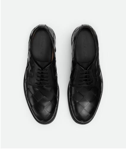 Tie Lace-Up Shoe