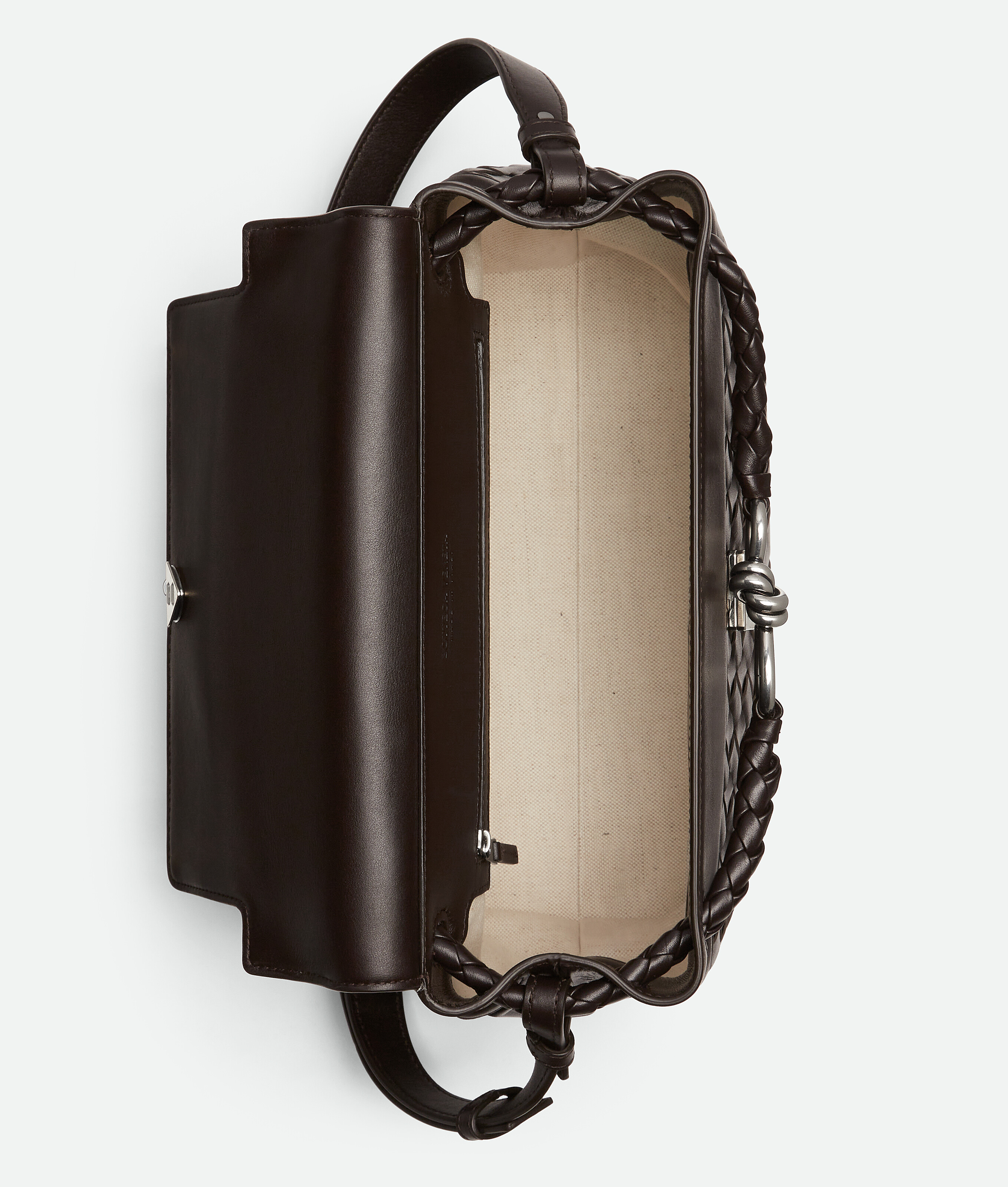 Bottega Veneta Kleine Andiamo Messenger Bag In Fondant