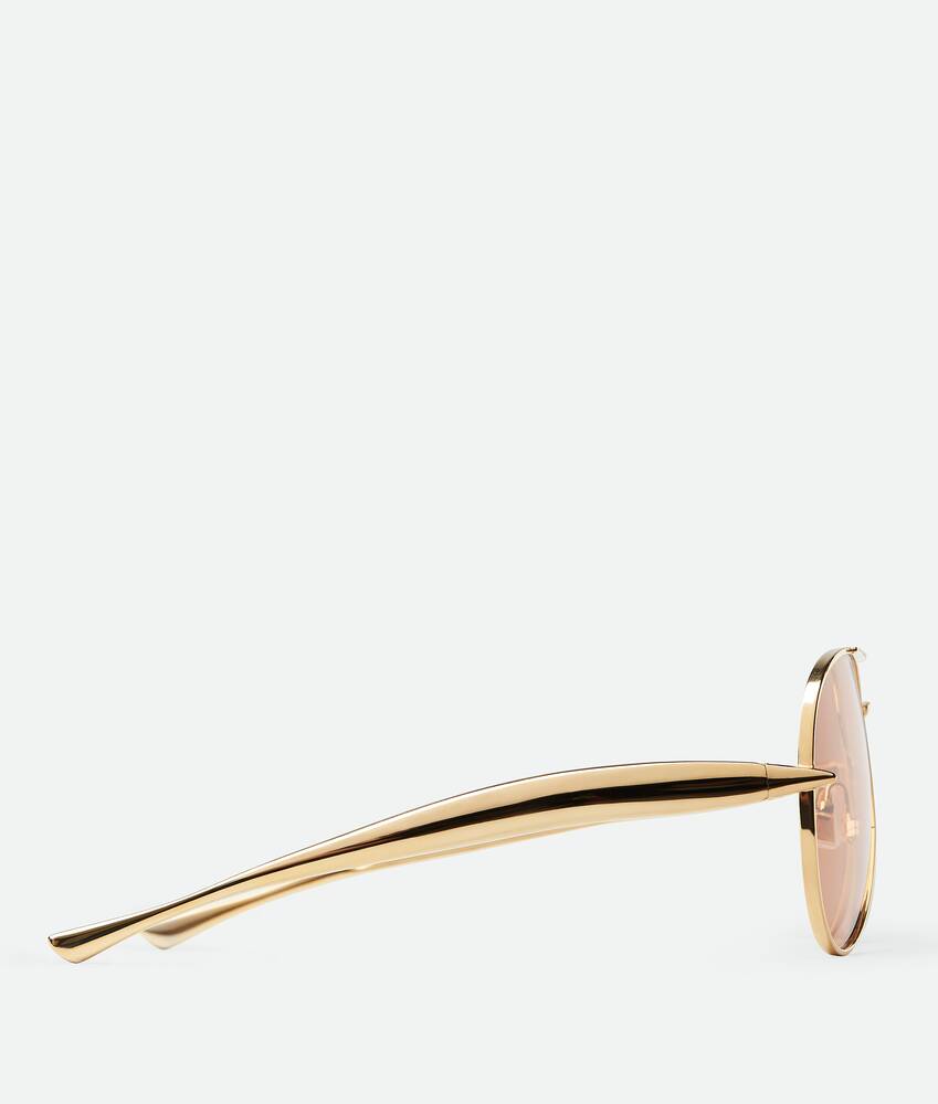 Bottega Veneta® Sardine Aviator Sunglasses in Gold/brown. Shop