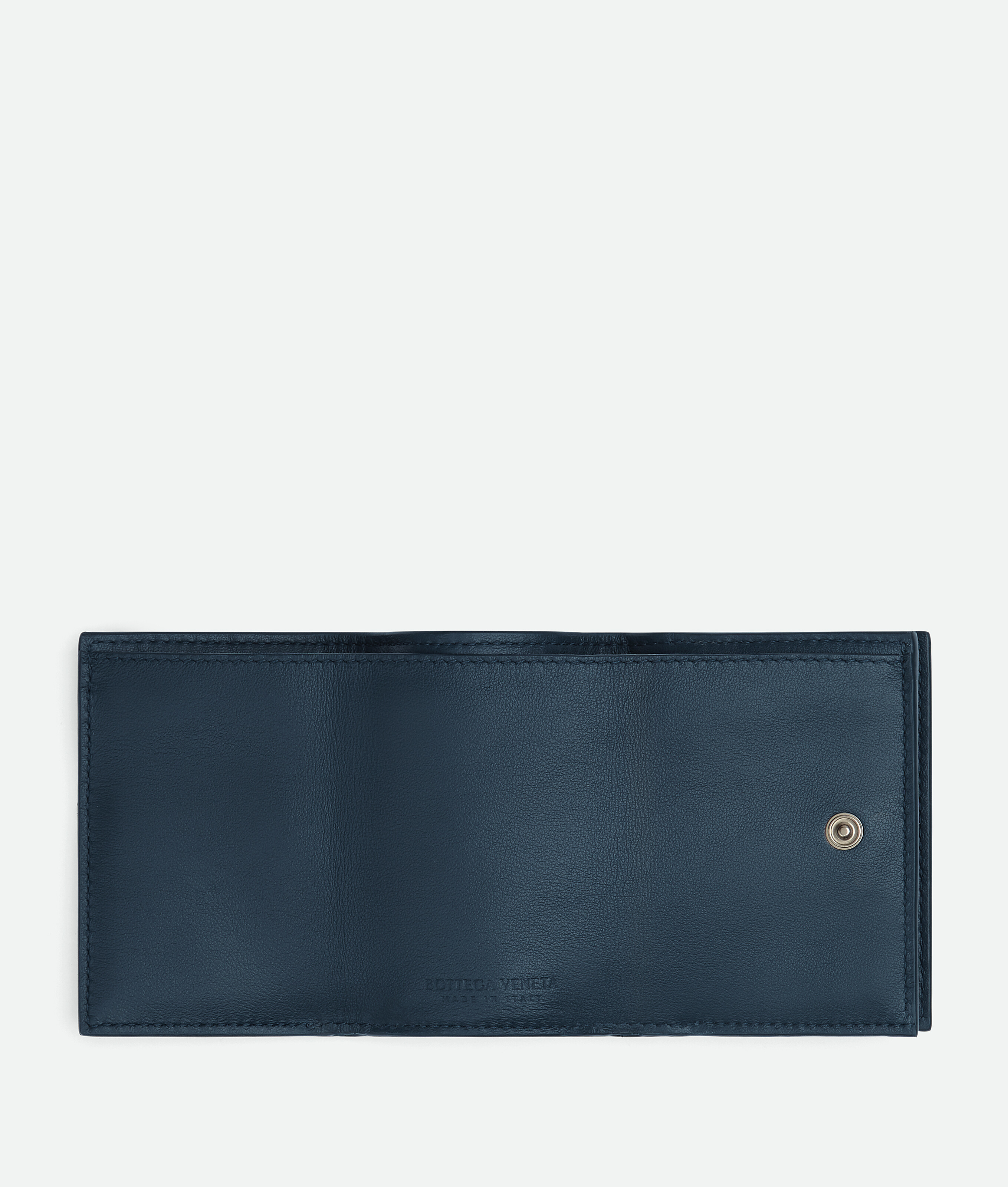 Shop Bottega Veneta Tiny Intrecciato Tri-fold Portemonnaie In Blue