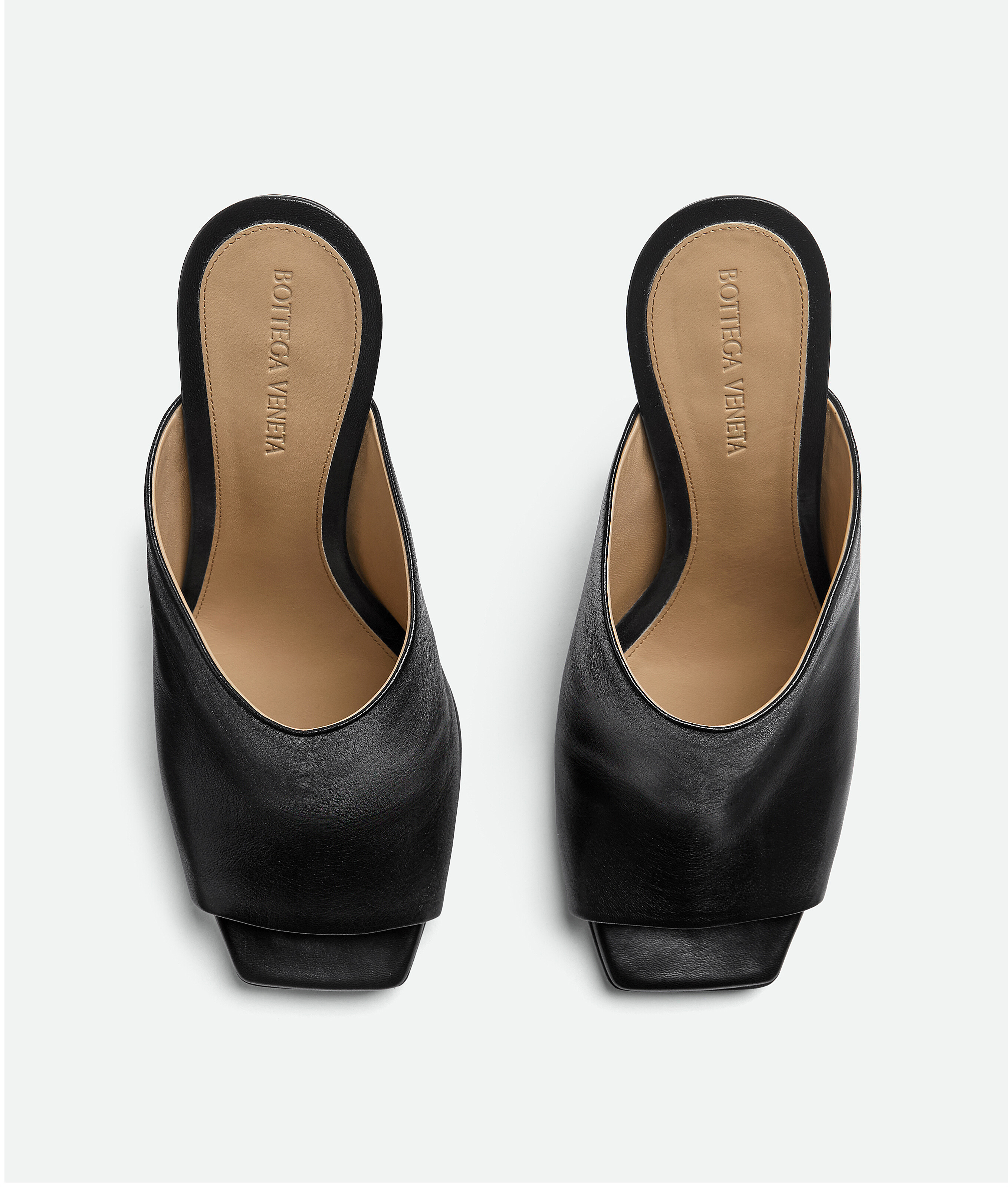Bottega Veneta Knot Leather Mules In Black