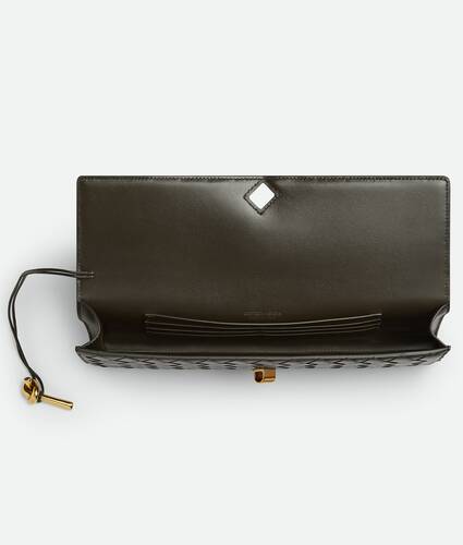 Andiamo Clutch