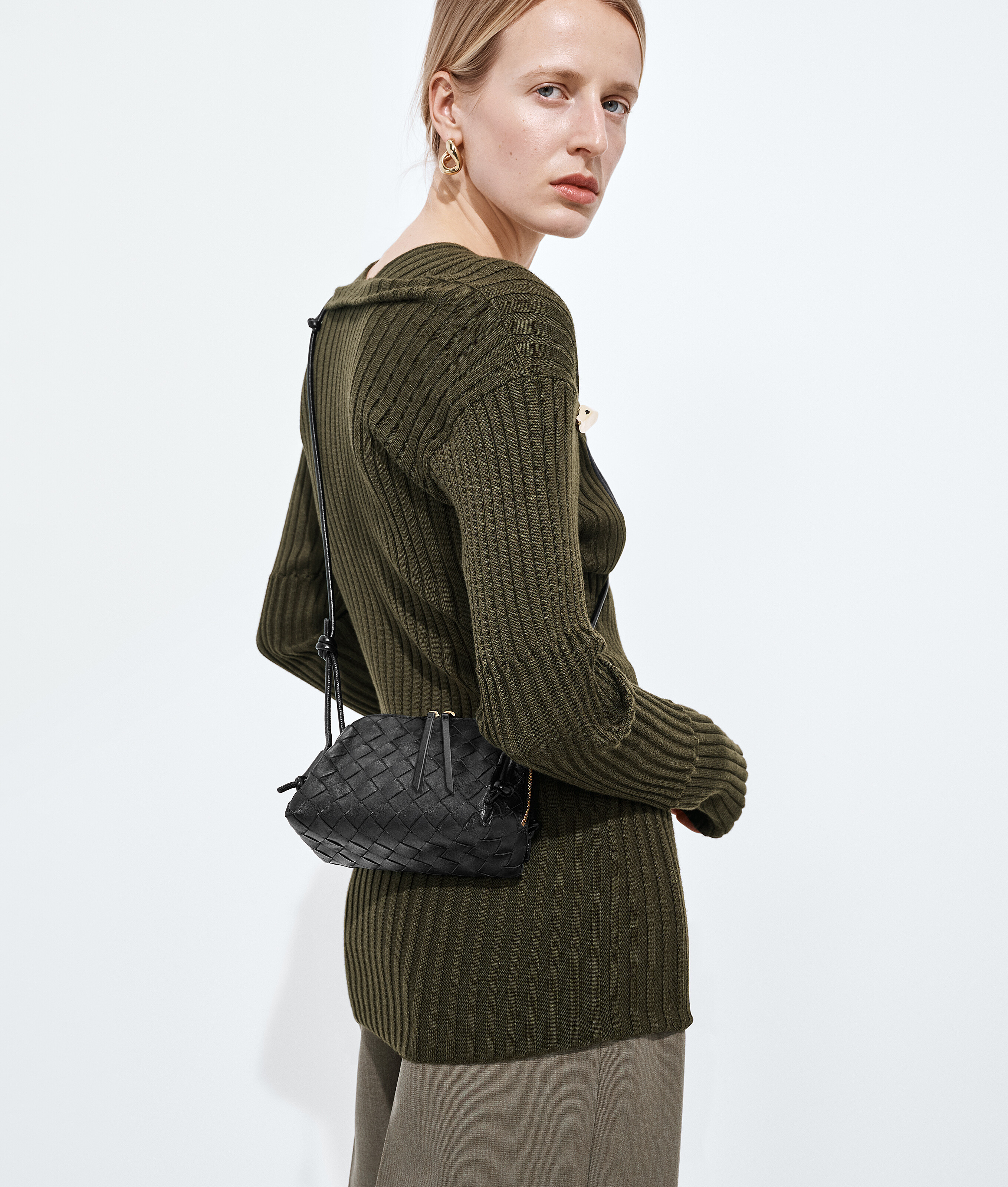 Bottega Veneta Mini Leather Zip Bag With Adjustable Strap In Black