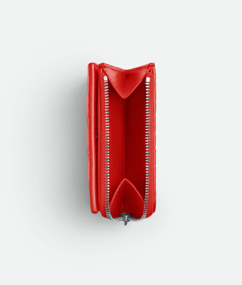 Display a large version of the product image 4 - Intrecciato Stamp Bi-Fold Wallet