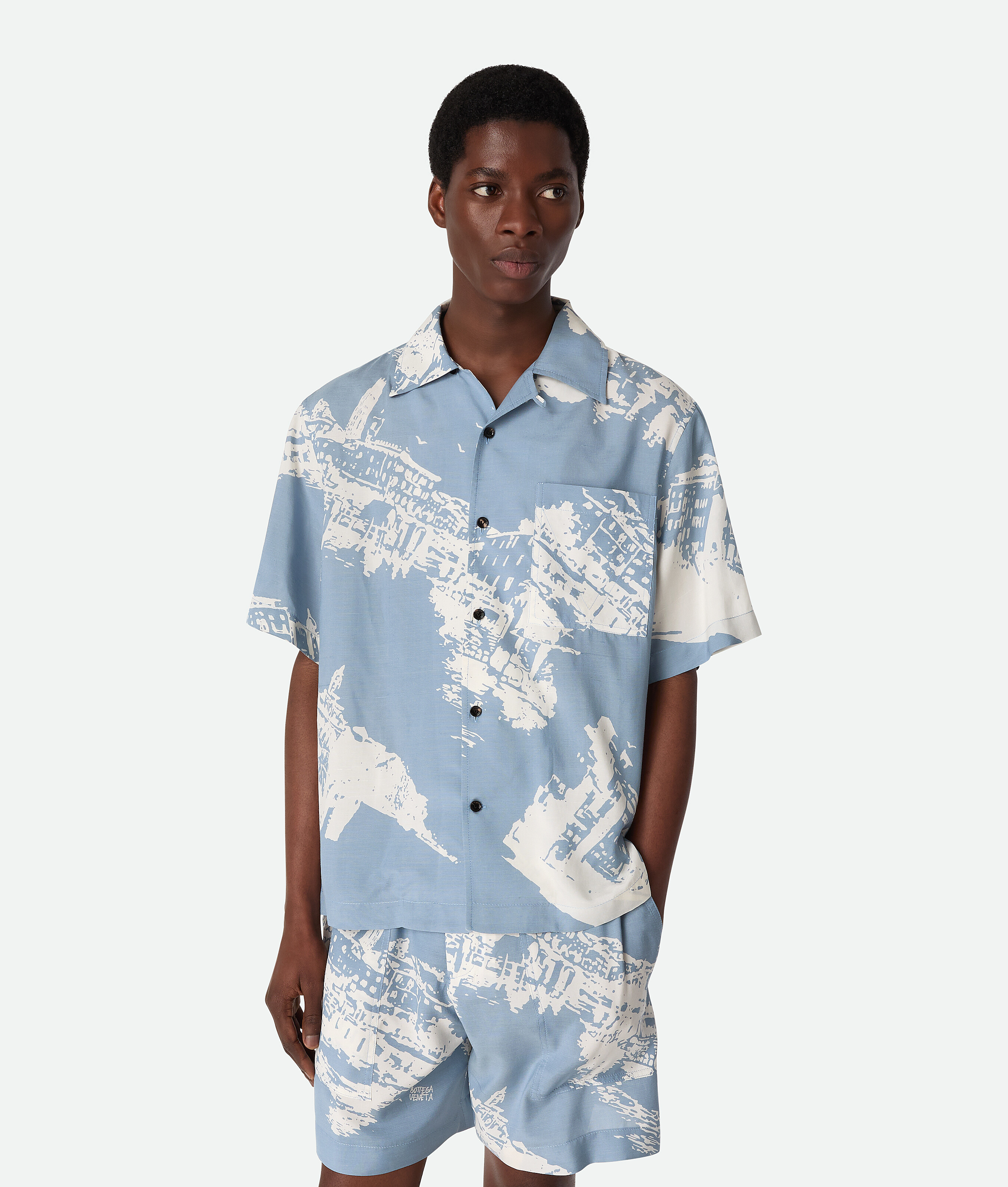 Bottega Veneta Camicia In Seta Con Stampa Cartolina Italiana - Blu - Uomo - 50 - Seta & Cotone