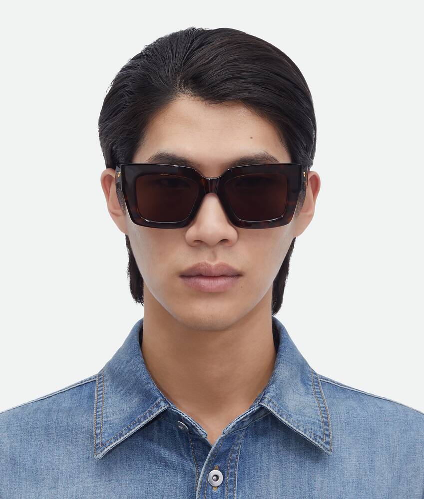 Display a large version of the product image 6 - Classic Square Sunglasses