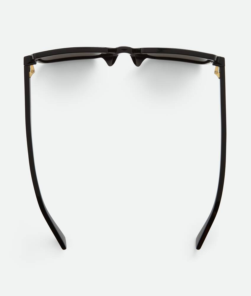 Display a large version of the product image 4 - Soft Square Sunglasses