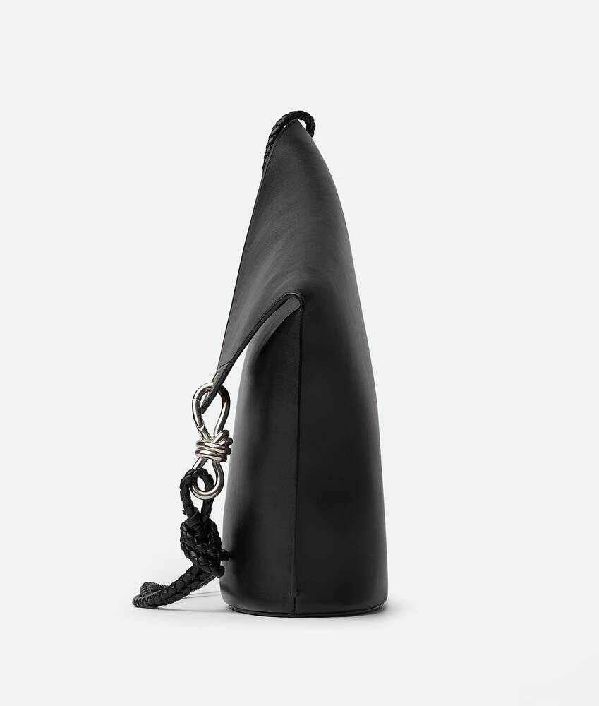 Bottega Veneta® Medium Knot Bucket in Black. Shop online now.