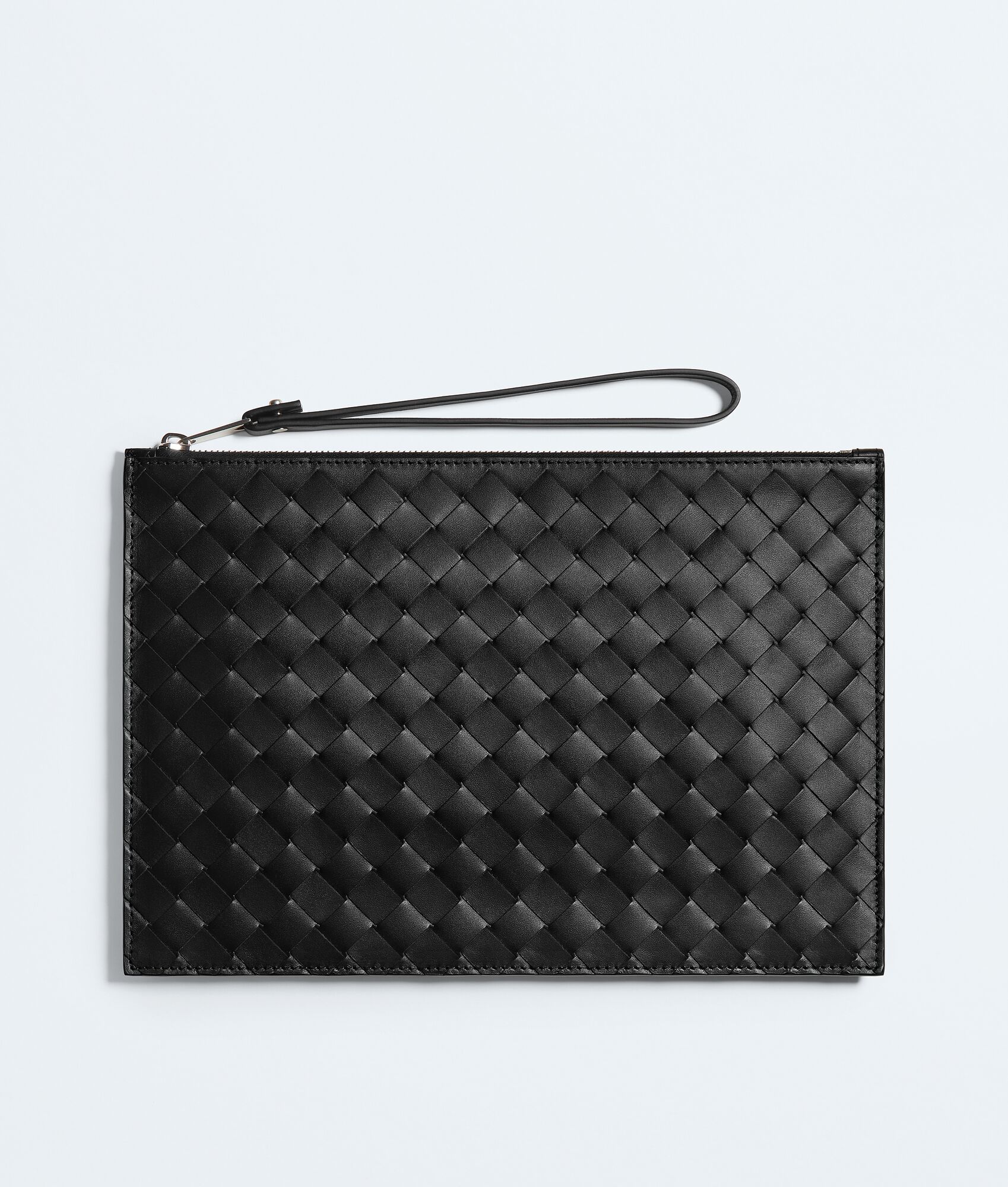 Intrecciato Pouch in Black — 810218176