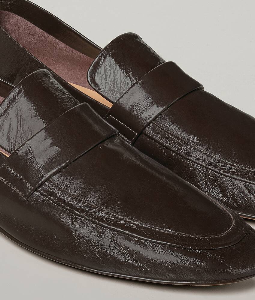 큰 이미지로 보기 5 - 로퍼