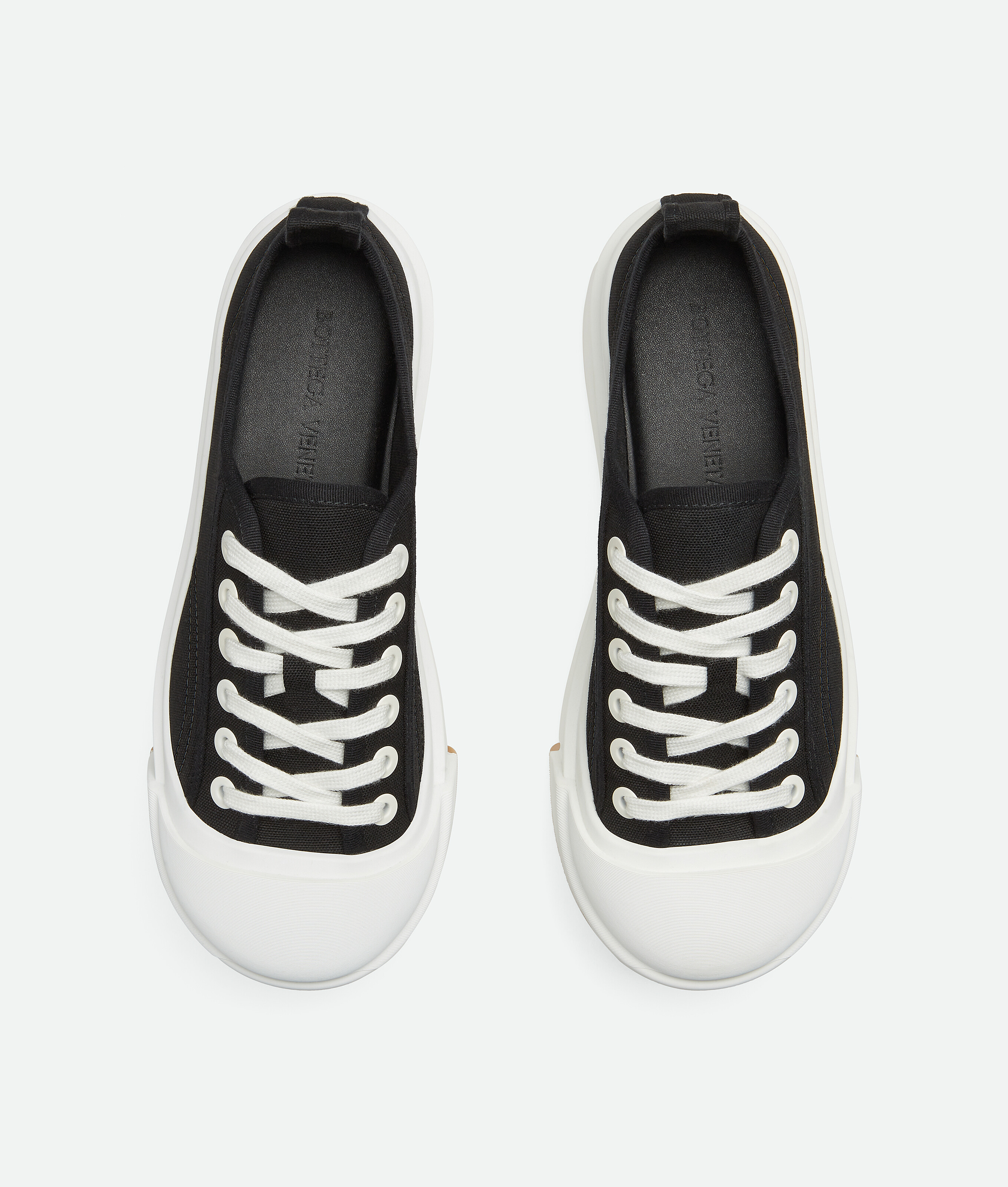 Shop Bottega Veneta Vulcan Plateau-sneakers In Black