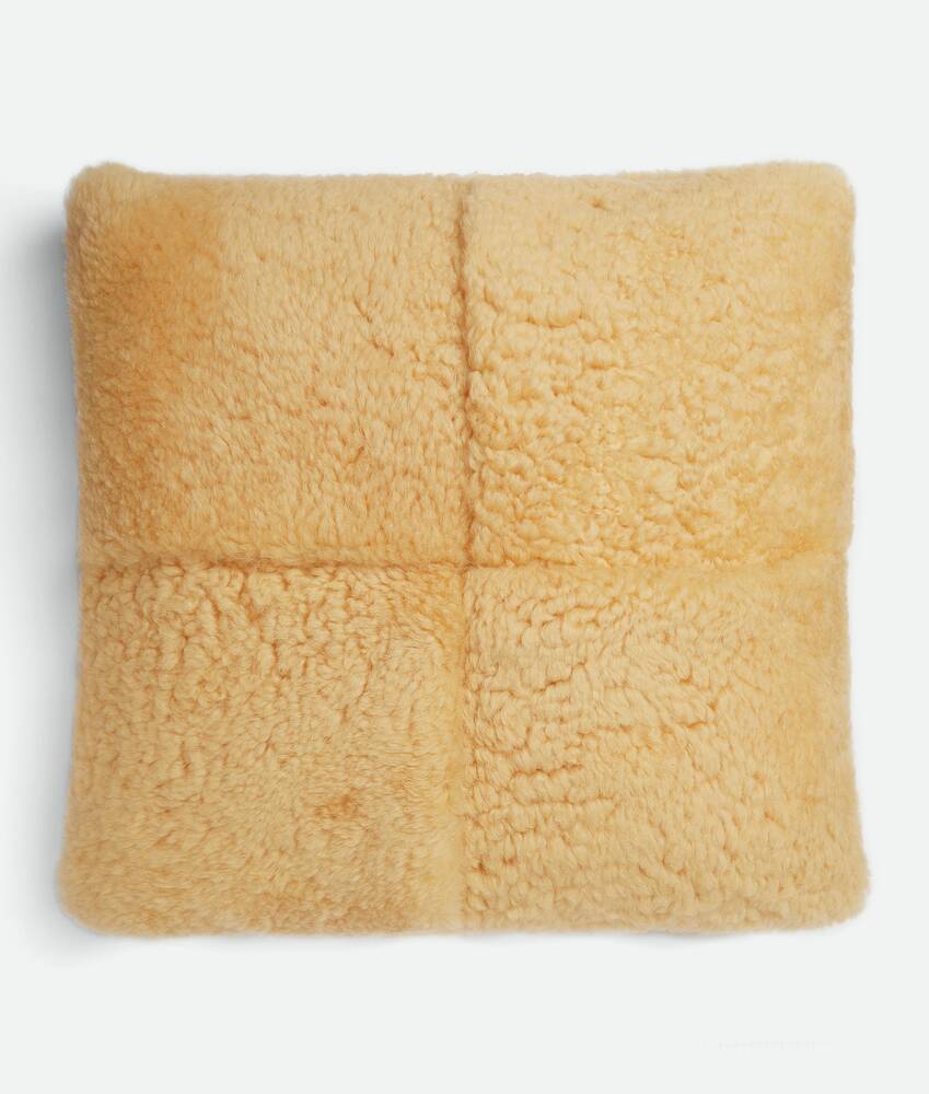 Display a large version of the product image 1 - Shearling Cassette Cushion