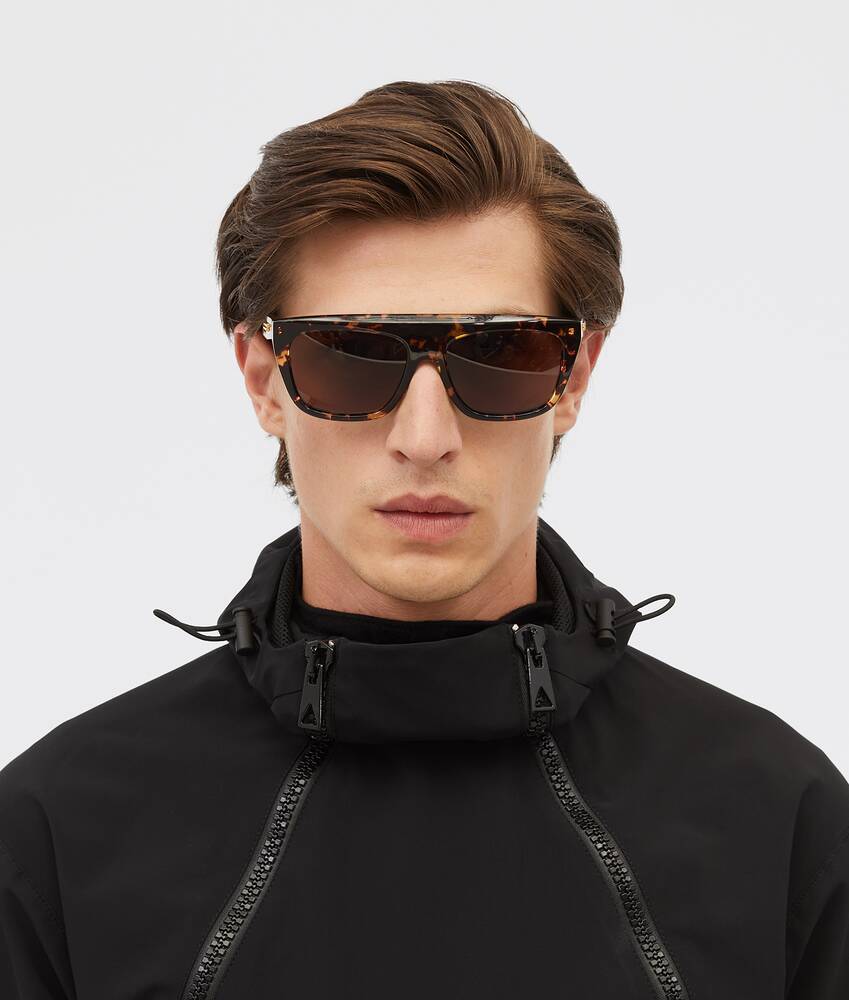 大きな商品イメージを表示する 5 - サングラス