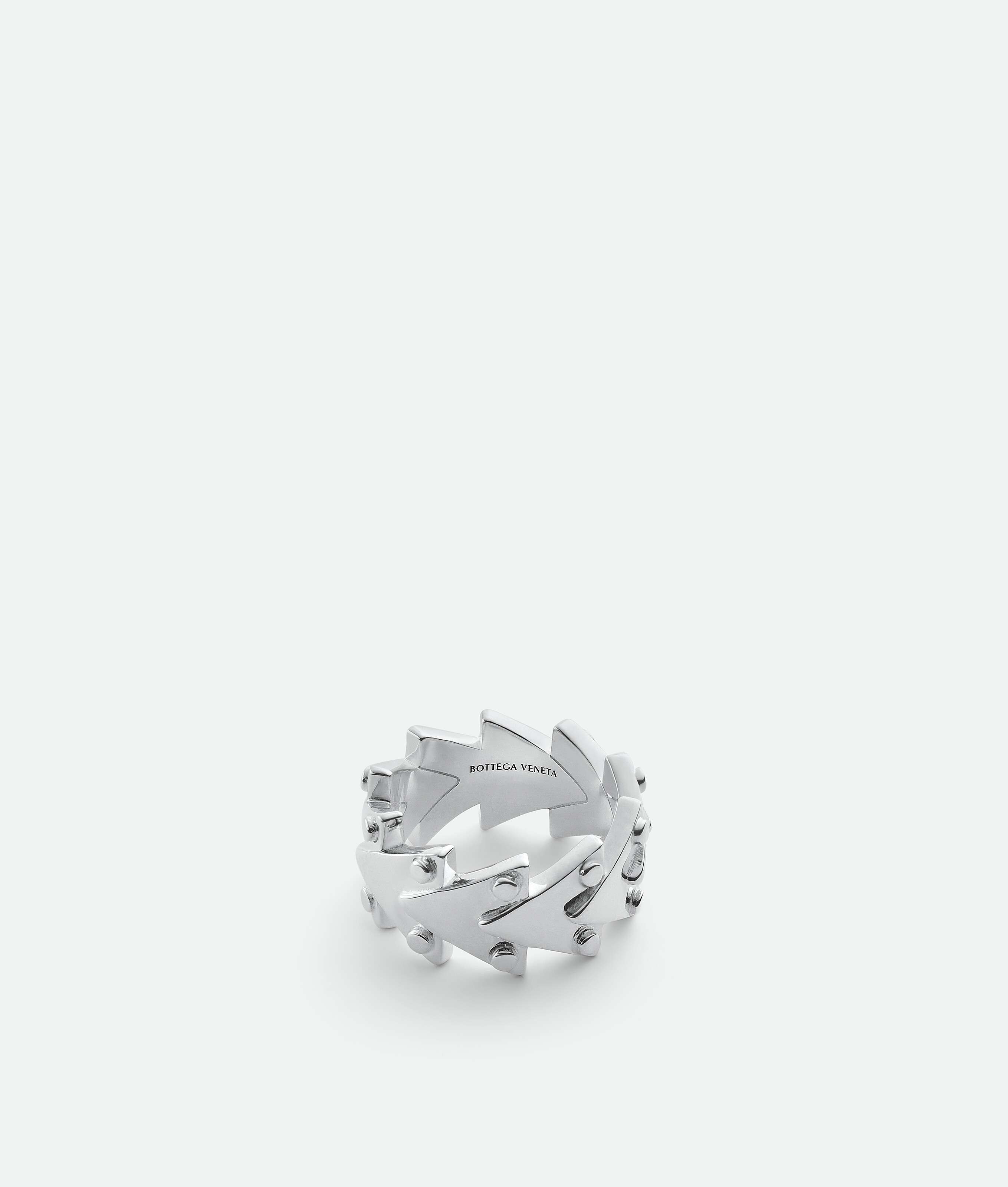 Rivet Ring